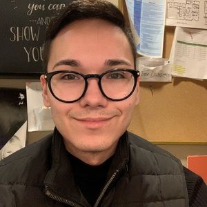 Meet your Posher, Nicholas